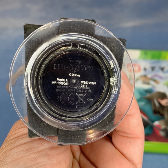 Disney Infinity1.0(Xbox 360,2004)w/Infinity Figure Mater,Capt Jack,Iron Man.Dash - Picture 10 of 14